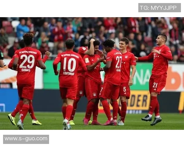 拜仁与皇马激情对决全场直播精彩瞬间回顾与分析 拜仁与皇马激情对决全场直播精彩瞬间回顾与分析