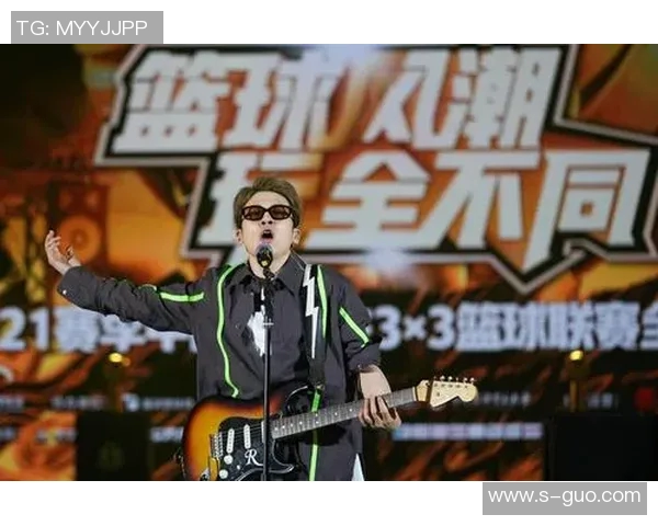 夏季篮球场上的时尚风潮男明星套装搭配指南 夏季篮球场上的时尚风潮男明星套装搭配指南